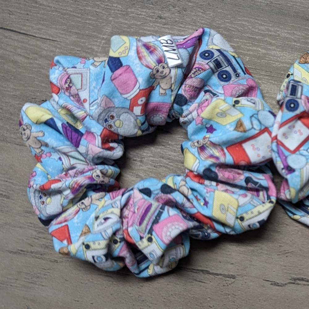 Y2K 1990's Remnant Scrunchie